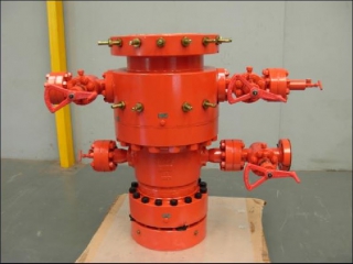Concluímos em Urucu a instalação pioneira no Brasil da Cabeça Compacta de 13-3/8&quot; x 9-5/8&quot; x 7&quot;
